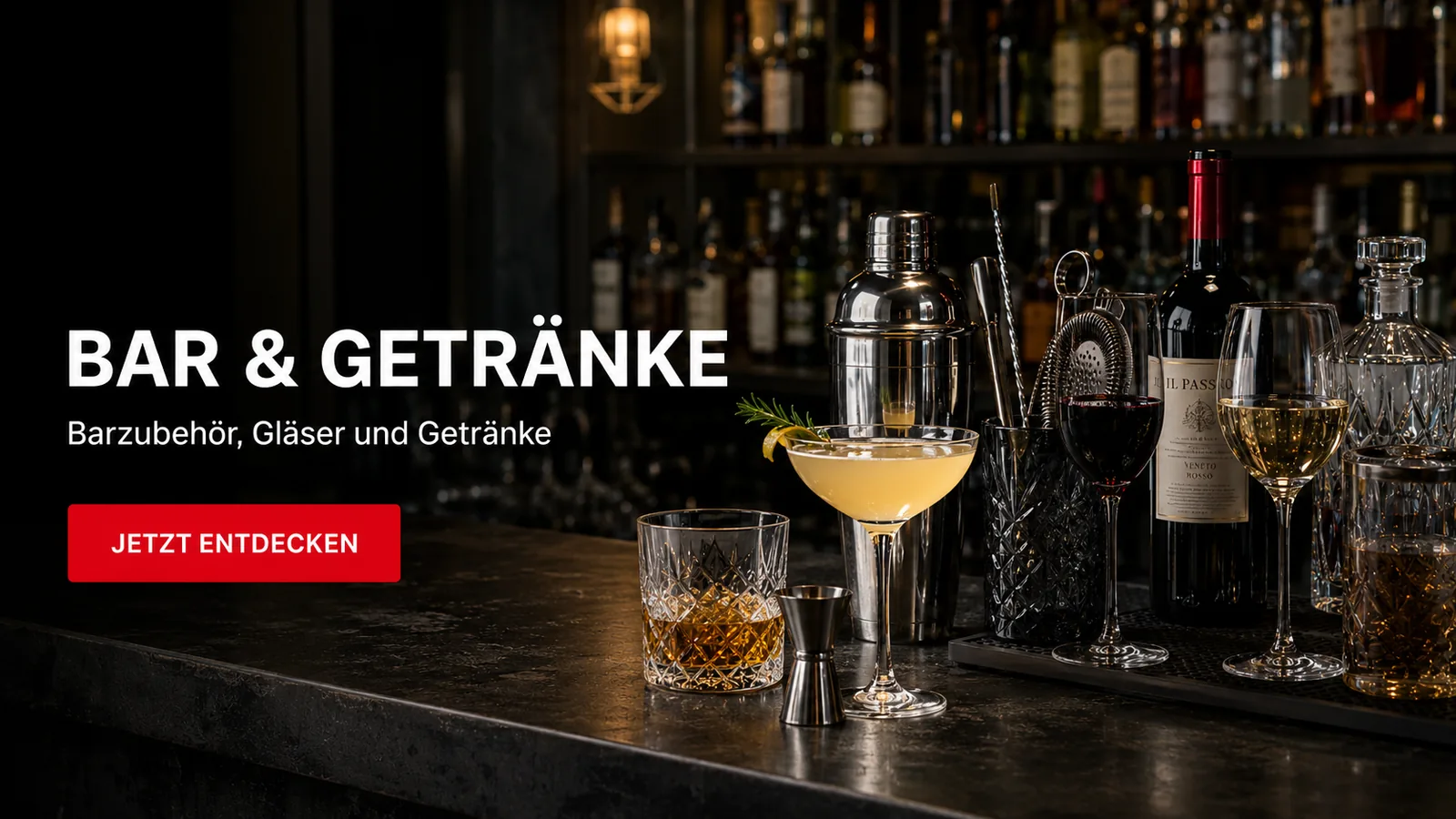 Bar und Getränke für Gastronomie mit Barzubehör, Cocktailgläsern, Shakern, Wein und Kaffee